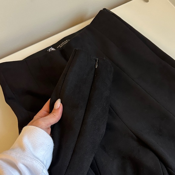 Faux suede soft Black Pants leggings - Picture 2 of 8